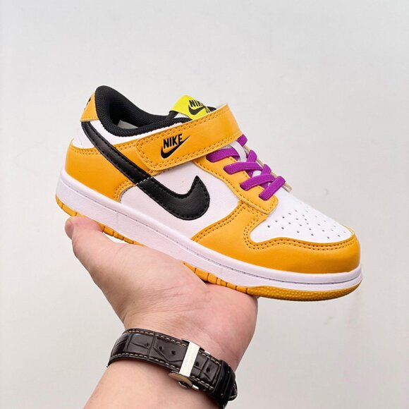 Nike SB Dunk Low White Orange Sneakers - Picture 1 of 6